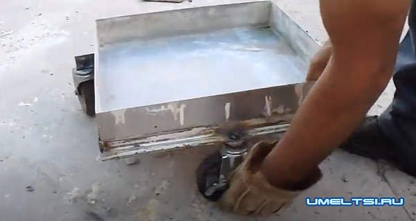 для быстрого нанесения клея на плитку