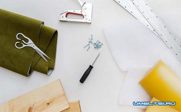 Мягкое изголовье для кровати