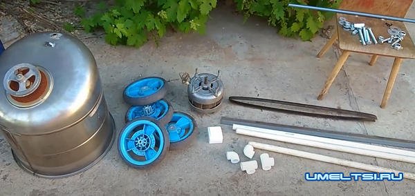 Делаем газонокосилку Делаем газонокосилку