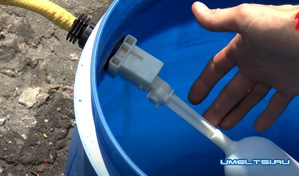 садовая бочка автоматически наполняется садовая бочка автоматически наполняется