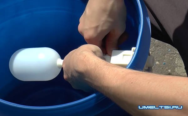 садовая бочка автоматически наполняется садовая бочка автоматически наполняется