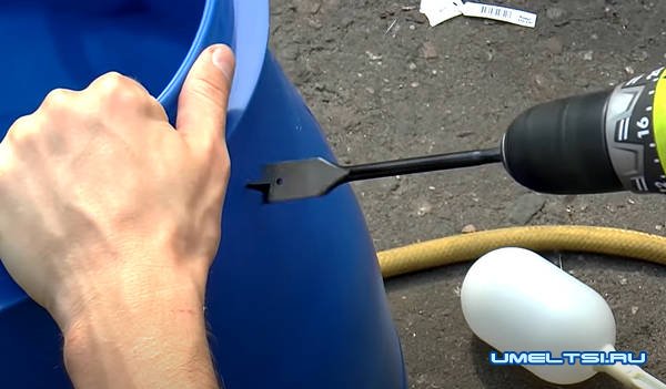 садовая бочка автоматически наполняется садовая бочка автоматически наполняется