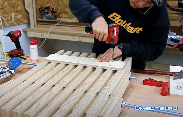 откидной стул