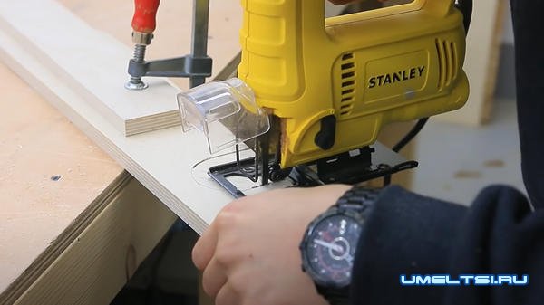 откидной стул