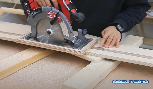 откидной стул