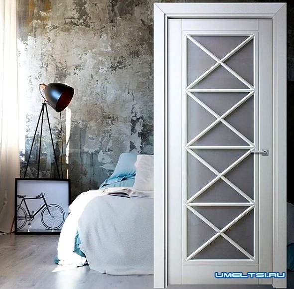 Как надежно установить двери своими руками