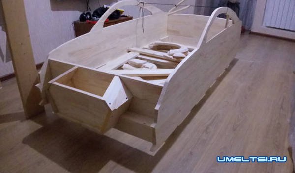 Делаем детскую кроватку